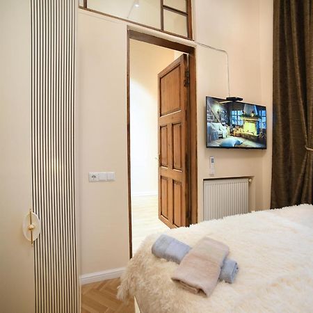 City Lux Hotel Tbilisi Eksteriør billede