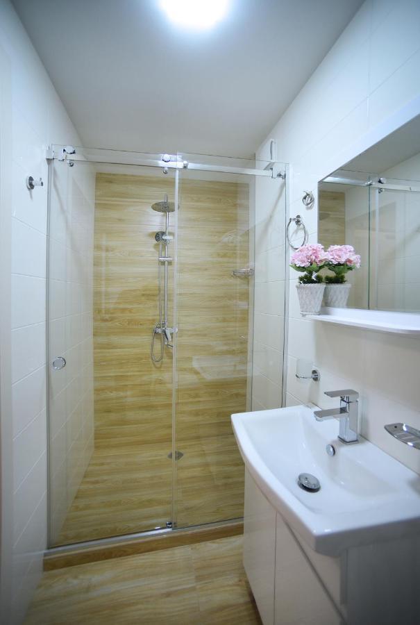 City Lux Hotel Tbilisi Eksteriør billede