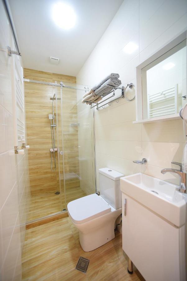 City Lux Hotel Tbilisi Eksteriør billede